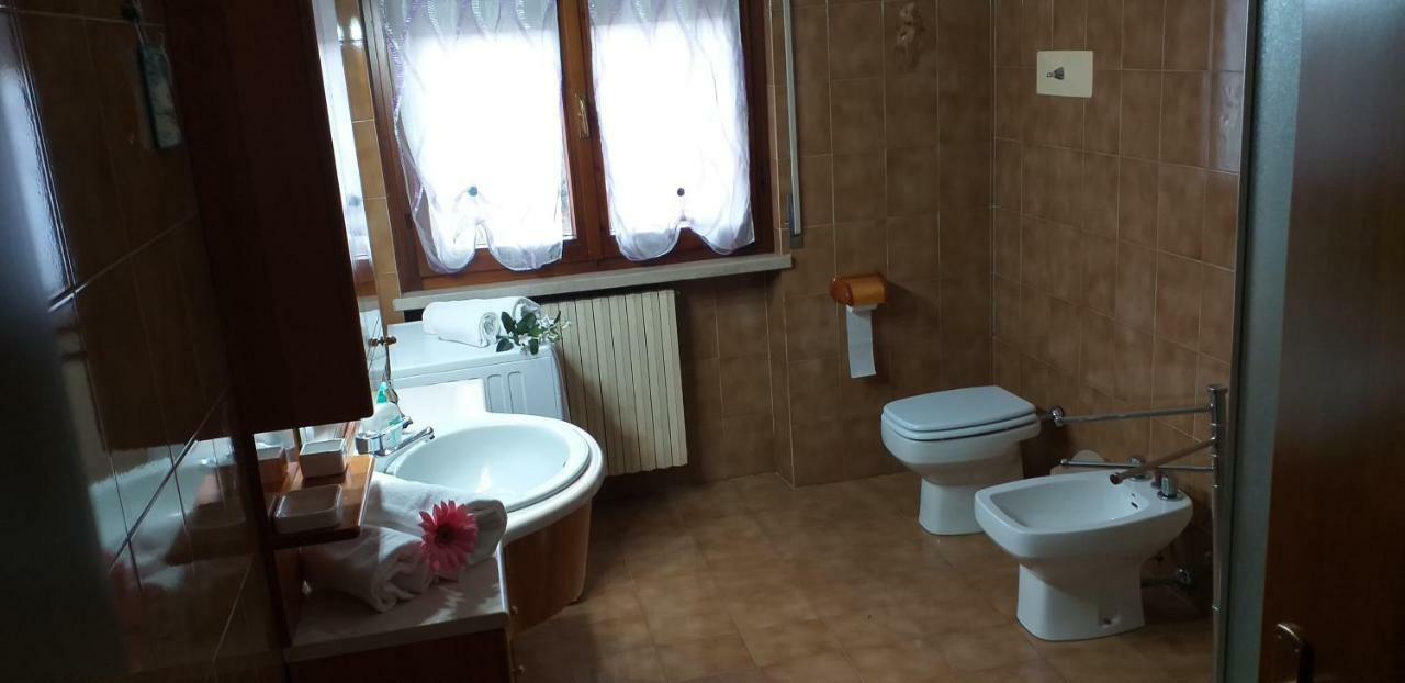 Apartament Casa Vacanze Niko Ap Cir Cni00247 Sirmione Exterior photo